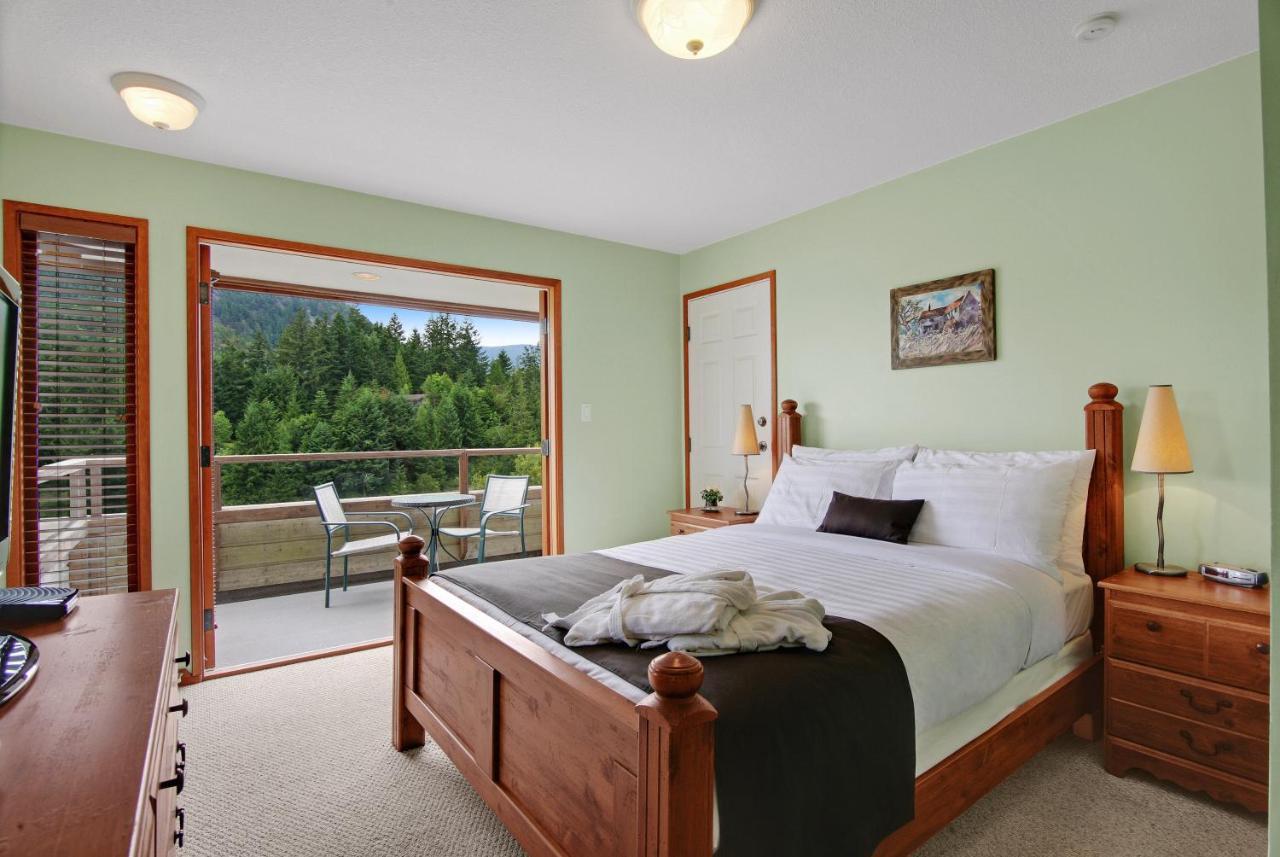 Oceanview Junior Room