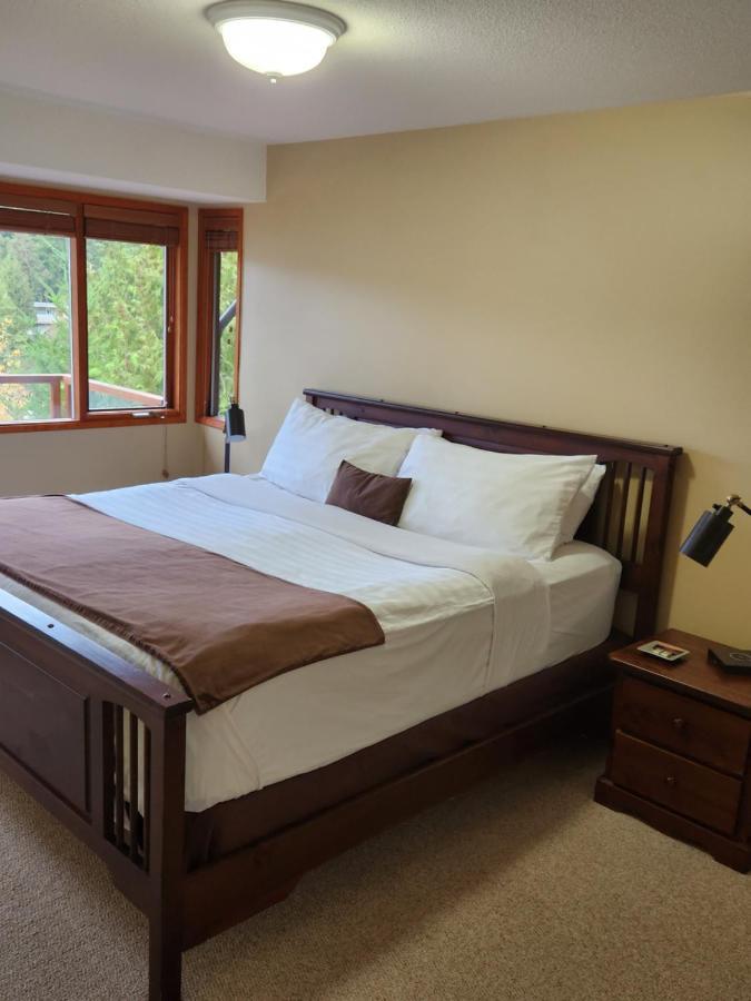 King Bedroom Superior Suite,1584493547:JPEG